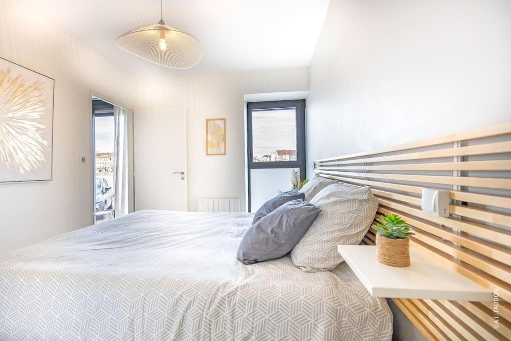 Appartement T2 Climatise Le Quai 391 Saint-Laurent-sur-Saone Bagian luar foto