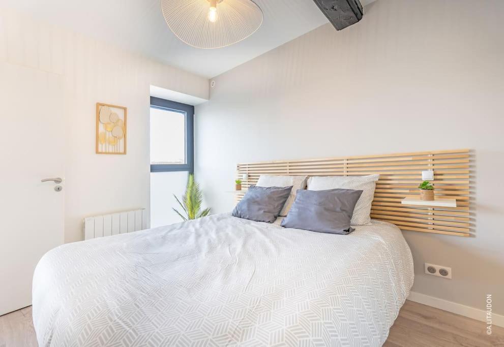 Appartement T2 Climatise Le Quai 391 Saint-Laurent-sur-Saone Bagian luar foto